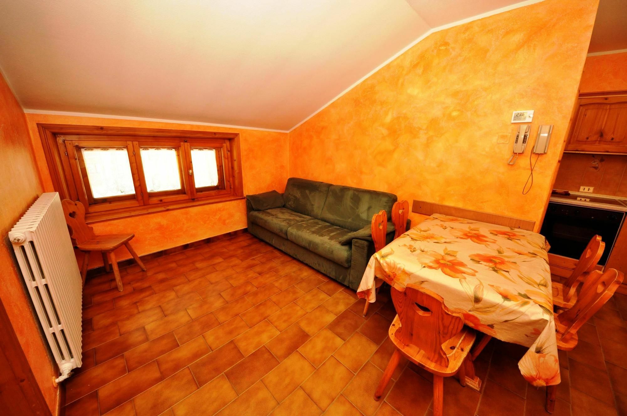 Residence Casa Longa By Livigno Accomodation エクステリア 写真