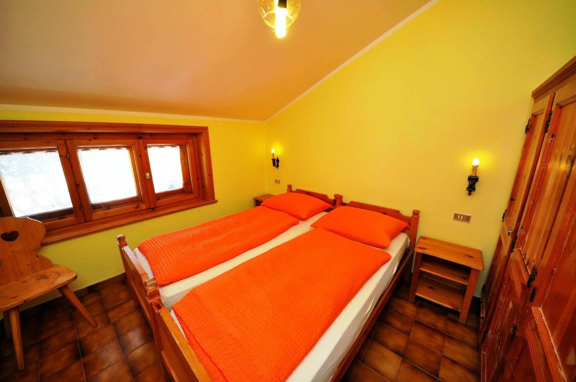 Residence Casa Longa By Livigno Accomodation エクステリア 写真