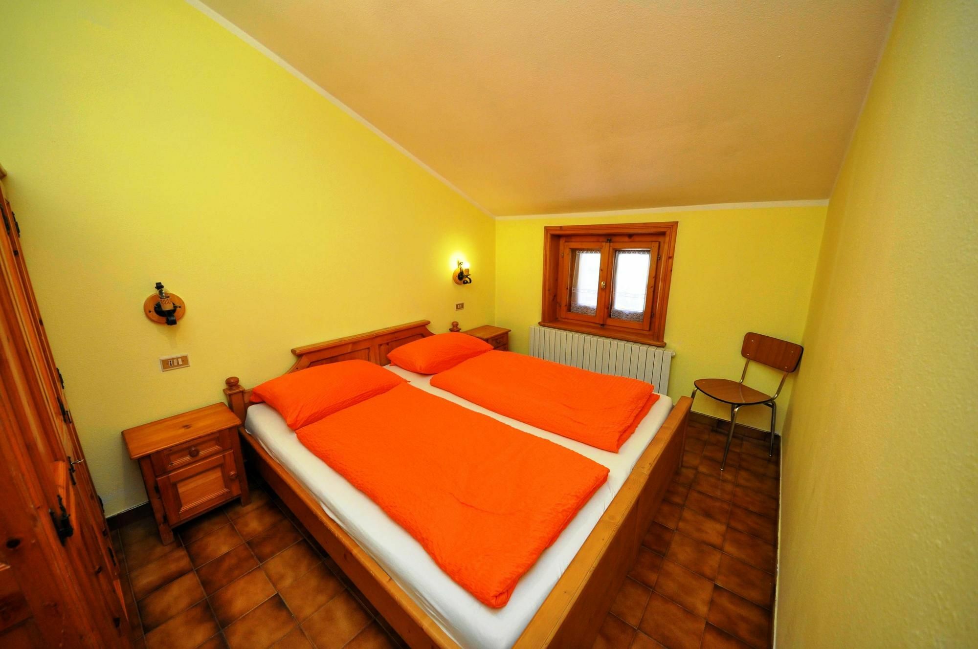 Residence Casa Longa By Livigno Accomodation エクステリア 写真